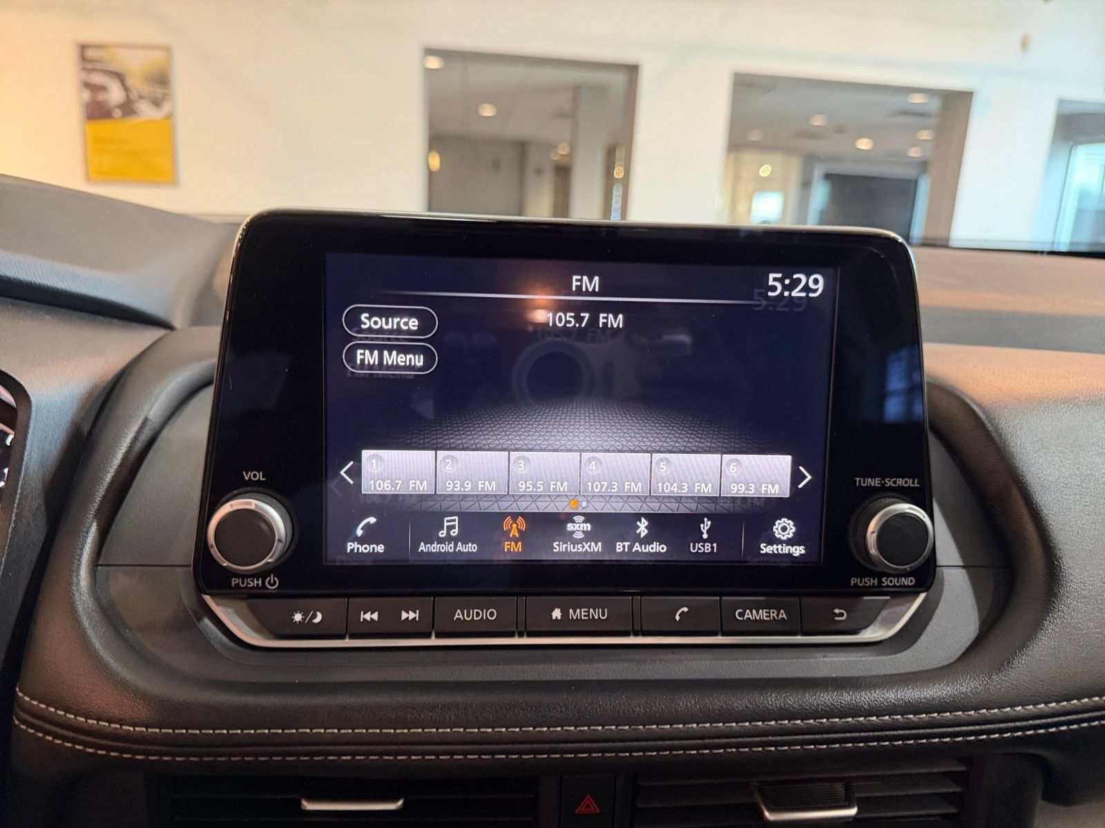 Used 2026 Nissan Rogue SV AWD/4WD image 19