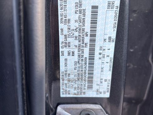 Used 2017 Ford Escape SE w/ SE Cold Weather Package image 16