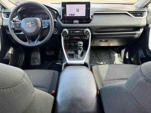 Used 2024 Toyota RAV4 XLE FWD image 18