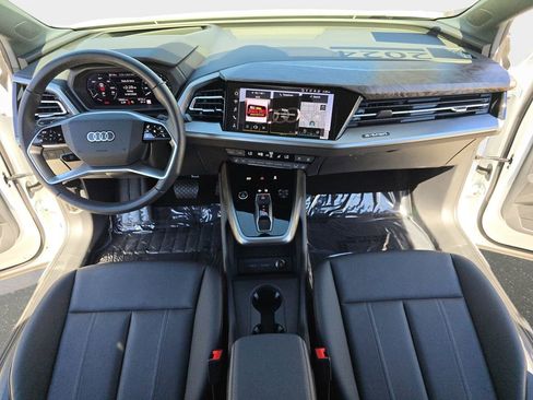 Certified 2024 Audi Q4 e-tron Prestige w/ Black Optic Package image 35