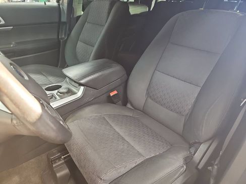 Used 2014 Ford Explorer XLT AWD/4WD image 14