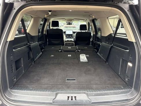 Certified 2024 Ford Expedition Max XLT image 12