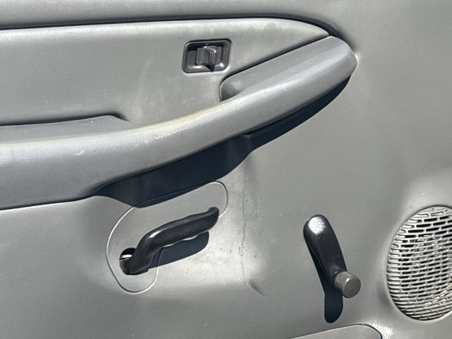 Used 2007 Chevrolet Silverado 1500 W/T RWD image 12