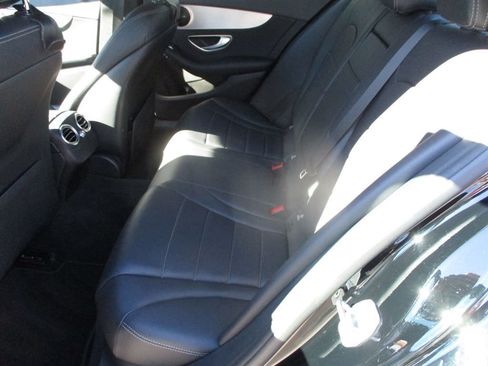 Used 2019 Mercedes-Benz C 300 Sedan image 5