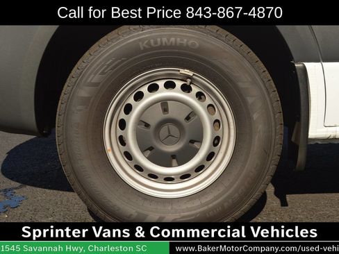 Used 2025 Mercedes-Benz Sprinter 2500 image 17