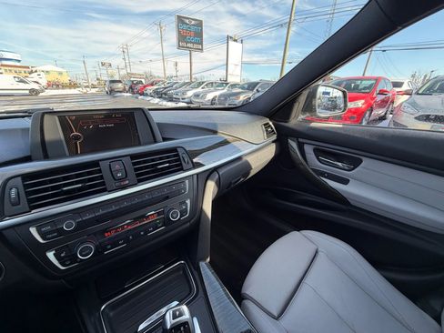 Used 2013 BMW 335i xDrive 335i xDrive Sedan 4D image 16