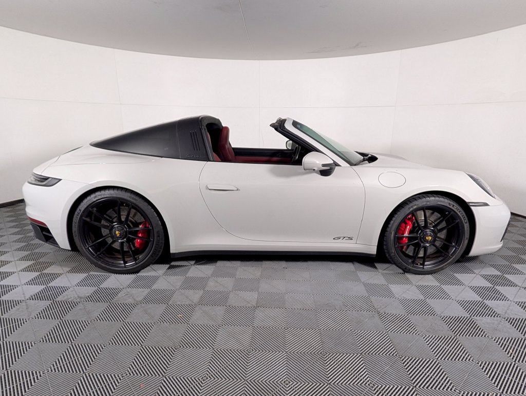 Certified 2022 Porsche 911 Targa 4 GTS AWD/4WD image 8