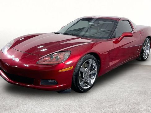 Used 2009 Chevrolet Corvette Coupe w/ Preferred Equipment Group RWD image 12