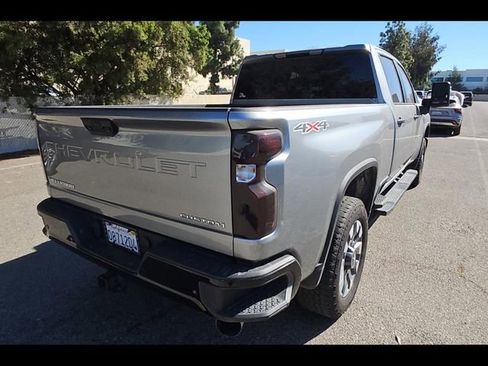 Used 2025 Chevrolet Silverado 2500 Custom w/ Custom Value Package image 7