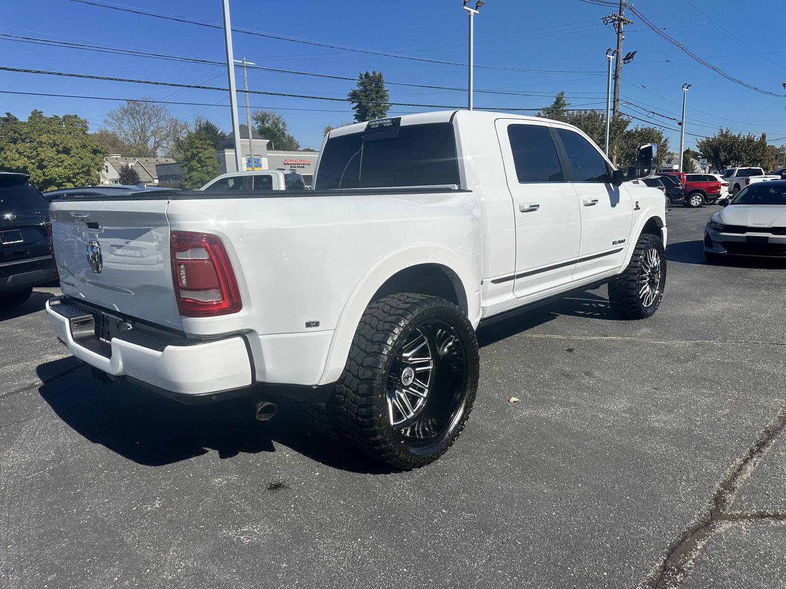 Used 2020 RAM 3500 Limited AWD/4WD image 20
