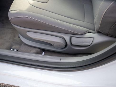 New 2025 Hyundai Elantra Sport image 18