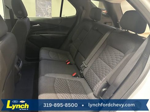 Used 2021 Chevrolet Equinox LT AWD/4WD image 19