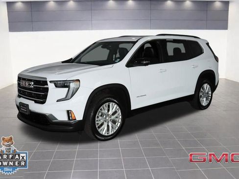 Certified 2024 GMC Acadia Elevation image 1