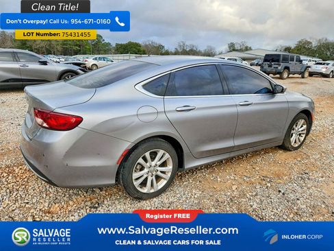 Used 2016 Chrysler 200 Limited image 4