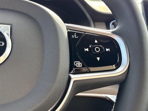 New 2026 Volvo XC90 B6 Ultra w/ Lounge Package image 25