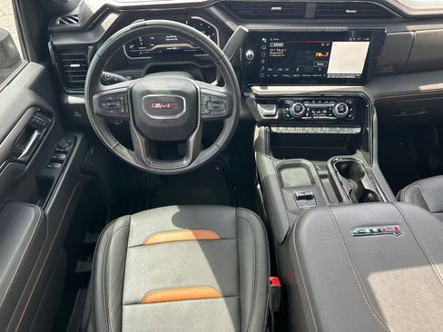 Used 2024 GMC Sierra 2500 AT4 w/ AT4 Premium Plus Package AWD/4WD image 24