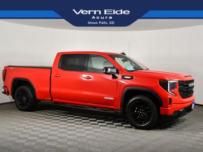 Used 2025 GMC Sierra 1500 Elevation w/ Elevation Premium Package