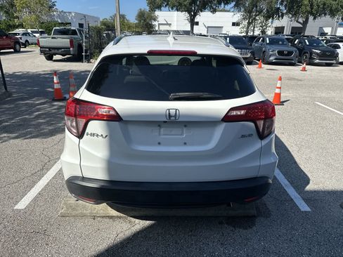 Used 2018 Honda HR-V EX-L image 7