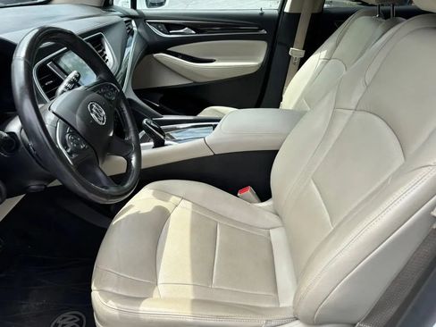 Used 2019 Buick Enclave Premium AWD/4WD image 10