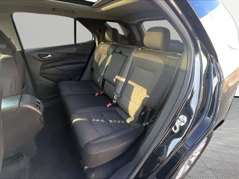 Used 2021 Chevrolet Equinox LT FWD image 25