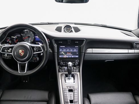 Used 2019 Porsche 911 Carrera S RWD image 33