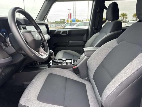 Used 2025 Ford Bronco Big Bend image 11