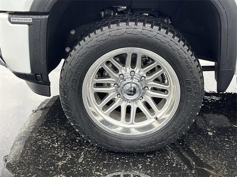 Used 2024 GMC Sierra 2500 Denali w/ Denali Reserve Package image 13