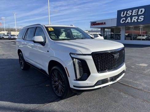 Certified 2025 Cadillac Escalade Sport Platinum image 1