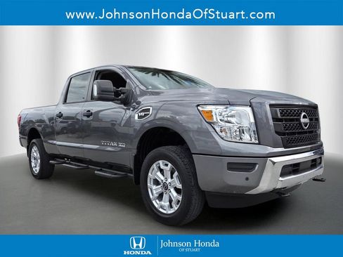 Used 2024 Nissan Titan SV w/ SV Convenience Package AWD/4WD image 1