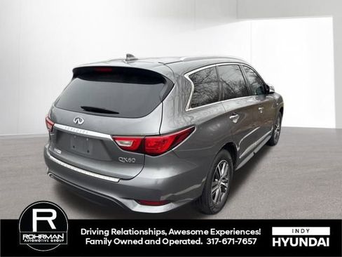 Used 2017 INFINITI QX60 AWD w/ Premium Plus Package image 9