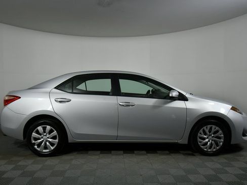 Used 2017 Toyota Corolla L image 15