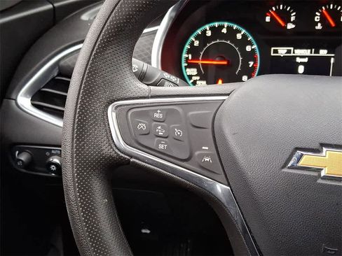 Used 2020 Chevrolet Malibu LT image 21