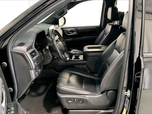 Used 2021 Chevrolet Tahoe RST w/ Luxury Package AWD/4WD image 15