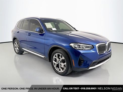 Used 2022 BMW X3 xDrive30i w/ Premium Package 2 AWD/4WD image 3