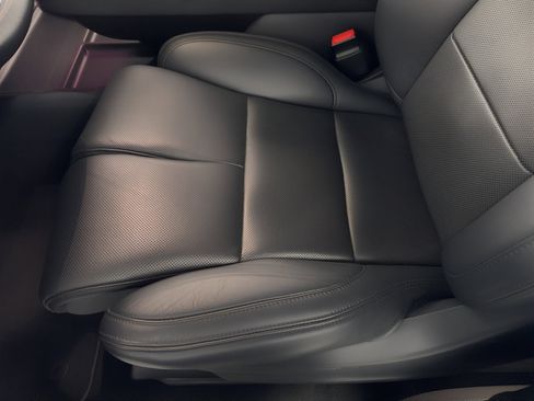 Used 2024 Lincoln Navigator Reserve AWD/4WD image 16