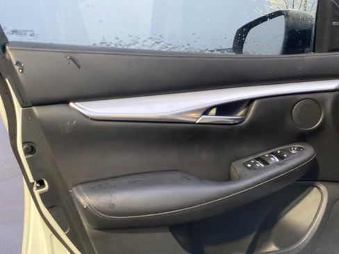 Used 2020 INFINITI QX50 Essential image 5