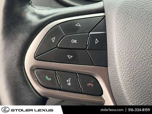 Used 2021 Jeep Cherokee Limited w/ Mopar Interior Package AWD/4WD image 25
