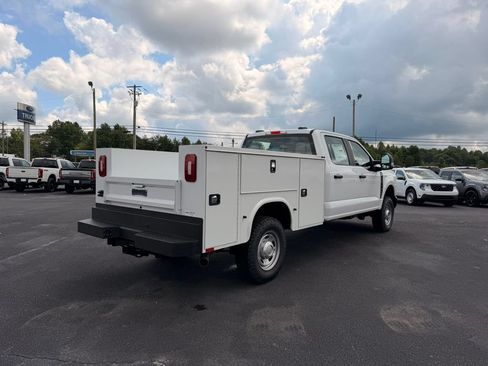 New 2026 Ford F250 XL AWD/4WD image 5