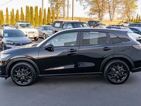 Certified 2023 Honda HR-V Sport image 8