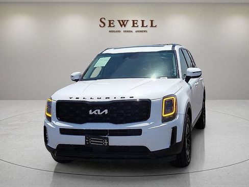 Used 2022 Kia Telluride EX w/ EX Premium Package AWD/4WD image 1