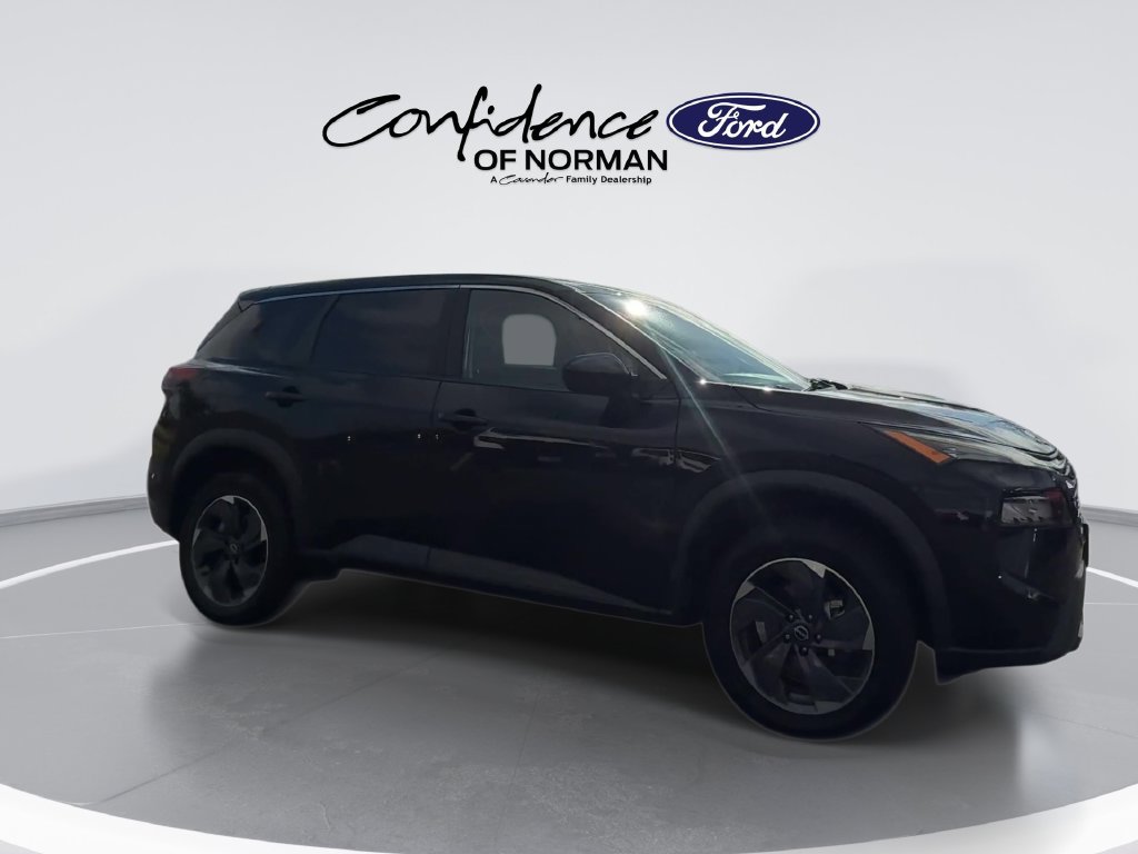 Used 2024 Nissan Rogue SV FWD image 12