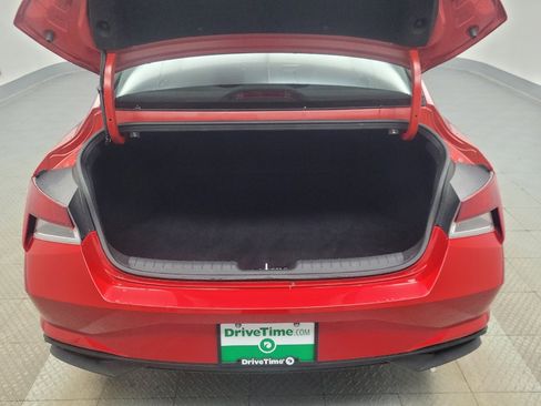 Used 2022 Hyundai Elantra SEL FWD image 29