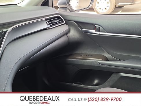 Used 2022 Toyota Camry LE w/ Convenience Package FWD image 21