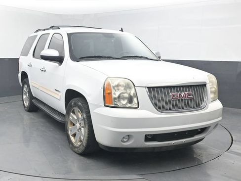Used 2011 GMC Yukon SLT w/ Regional Value Package RWD image 9