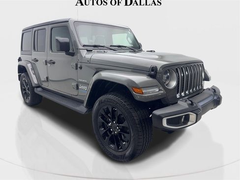 Used 2021 Jeep Wrangler Unlimited Sahara w/ Cold Weather Group image 4