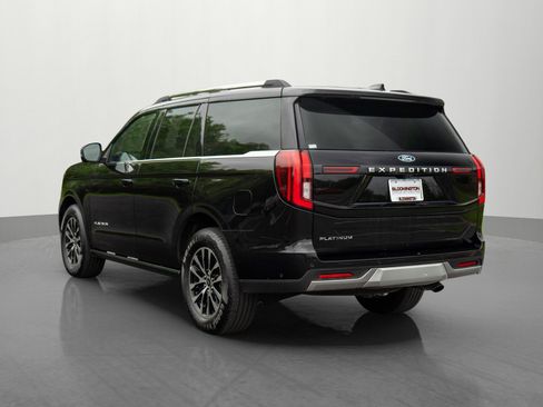 Used 2025 Ford Expedition Platinum AWD/4WD image 5