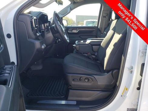 Used 2024 GMC Sierra 1500 Elevation image 14