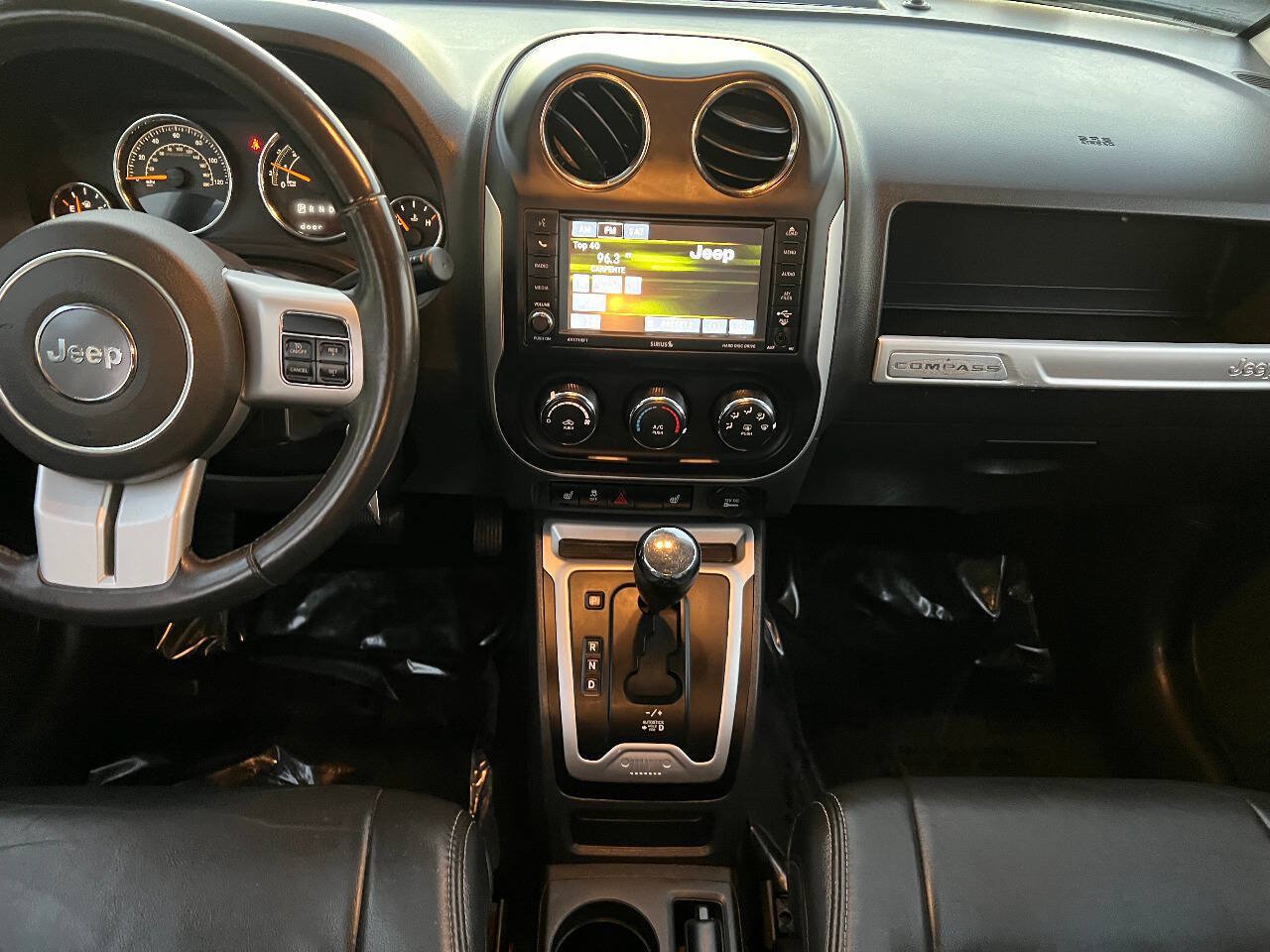 Used 2017 Jeep Compass High Altitude AWD/4WD image 32