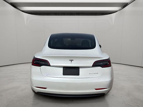 Used 2021 Tesla Model 3 Long Range image 4