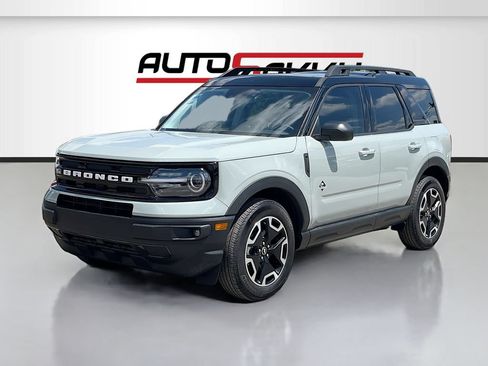 Used 2024 Ford Bronco Sport Outer Banks w/ Tech Package AWD/4WD image 3